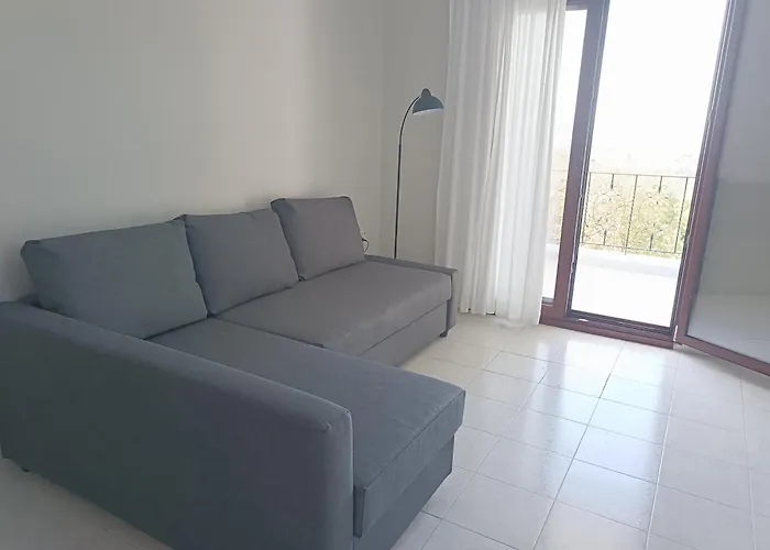 With View 度假居 佩科霍里